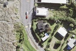 17 Marine Parade South, Piha