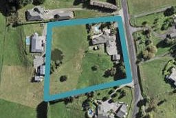 240 Drury Hills Road, Drury, Drury