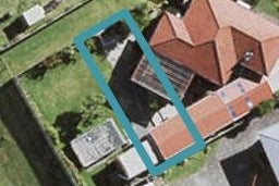 10E Robert Burke Place, Henderson, Auckland