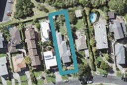 17 Peter Terrace, Castor Bay, Auckland