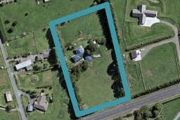 195 Clarks Beach Road, Pukekohe