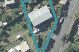 15 Junction Road, Ravensbourne, Dunedin