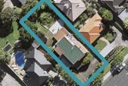 123 Ocean View Road, Hillcrest, Auckland