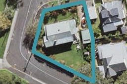 21 Clarence Road, Northcote Point, Auckland