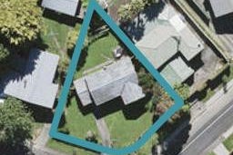 8 Riverpark Crescent, Henderson, Auckland