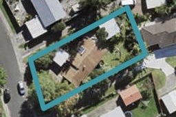 12 Rosalind Road, Glenfield, Auckland