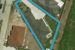 15 Wai Place, One Tree Point
