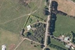 190 Gray Road, Kamo