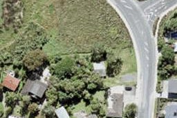 4/1090 Beach Road, Torbay, Auckland