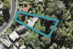 30 Crystal Avenue, Glendene, Auckland