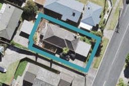 64 Lynwood Road, New Lynn, Auckland
