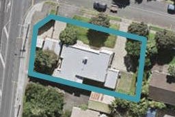14 Kingsway, Three Kings, Auckland
