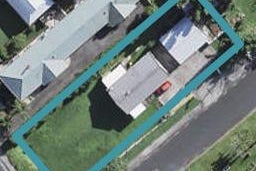 1 Waiwera Avenue, Parakai, Helensville