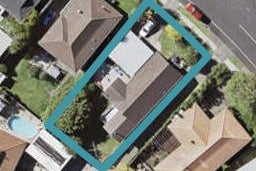 87 Prince Regent Drive, Half Moon Bay, Auckland