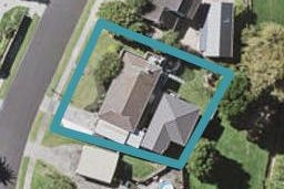 11 Kyeemagh Street, Botany Downs, Auckland