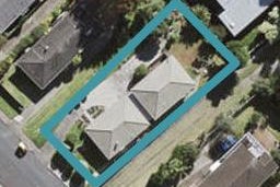 1/17 Velma Road, Hillcrest, Auckland