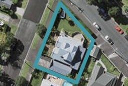 38 Summer Street, Stanley Point, Auckland