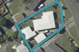 22 Suzanne Grove, Kelvin Grove, Palmerston North