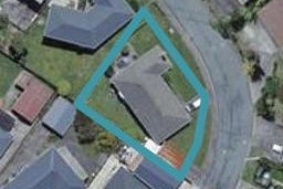 1 Longcroft Terrace, Newlands, Wellington