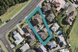2/81 Eugenia Rise, Totara Heights, Auckland