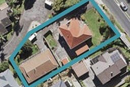 246 Great North Road, Henderson, Auckland