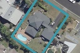 6 Crowden Place, Harrowfield, Hamilton