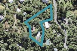 33 Raroa Terrace, Waiatarua, Auckland