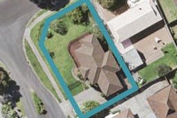 26 Dalwhinnie Parade, Highland Park, Auckland