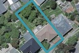 16 West Road, Northland, Wellington