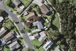 8A Coubray Place, Botany Downs, Auckland