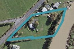 2376 State Highway 16, Helensville, Helensville