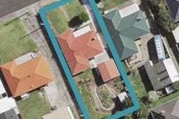 8 Hooks Road, Manurewa, Auckland