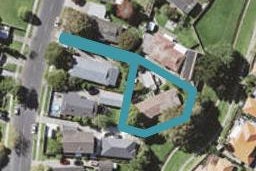 1/18 Mirrabooka Avenue, Botany Downs, Auckland
