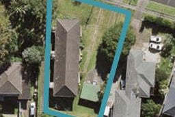 32 Raleigh Road, Northcote, Auckland