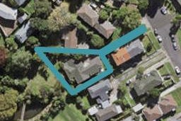 24 Mannering Place, Hillcrest, Auckland