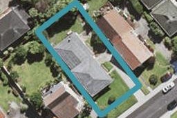 2/32 Shanaway Rise, Hillcrest, Auckland