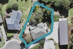 16 James Scott Place, Te Atatu South, Auckland