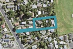 1/81 Kaurilands Road, Titirangi, Auckland
