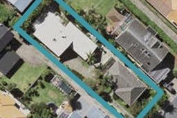 2/13 Trafalgar Road, Milford, Auckland
