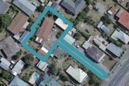 236 High Street South, Carterton