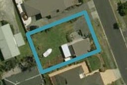 17 Bermuda Place, One Tree Point