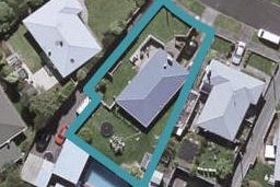 6 Elm Grove, Westown, New Plymouth