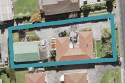 2/4180 Great North Road, Glendene, Auckland