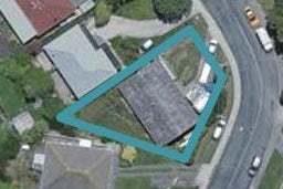 42A Raroa Terrace, Tawa, Wellington