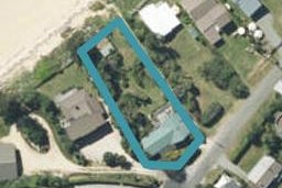 34 Peninsula Road, Tata Beach