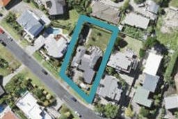 7 Rahopara Street, Castor Bay, Auckland