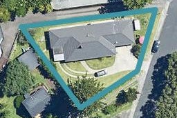 15 Bay Street, Matua, Tauranga