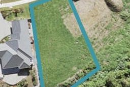 72 Pohutukawa Parade, Riverhead, Riverhead