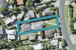 2/300 Beach Road, Campbells Bay, Auckland