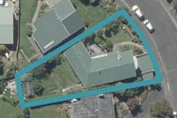 27 Pioneer Crescent, Helensburgh, Dunedin
